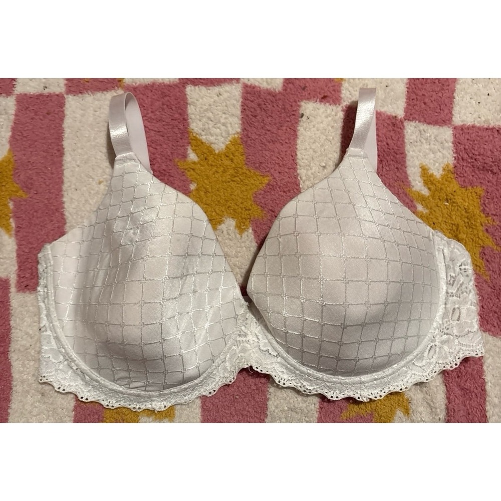 Body Form White Lightly Lined Full Coverage‎ Underwire Bra, 38D